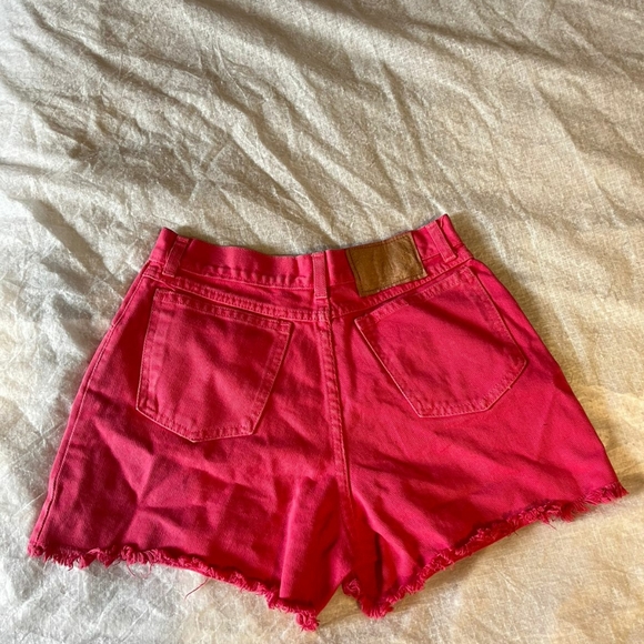 Fuschia pink cute shorts - Picture 4 of 4